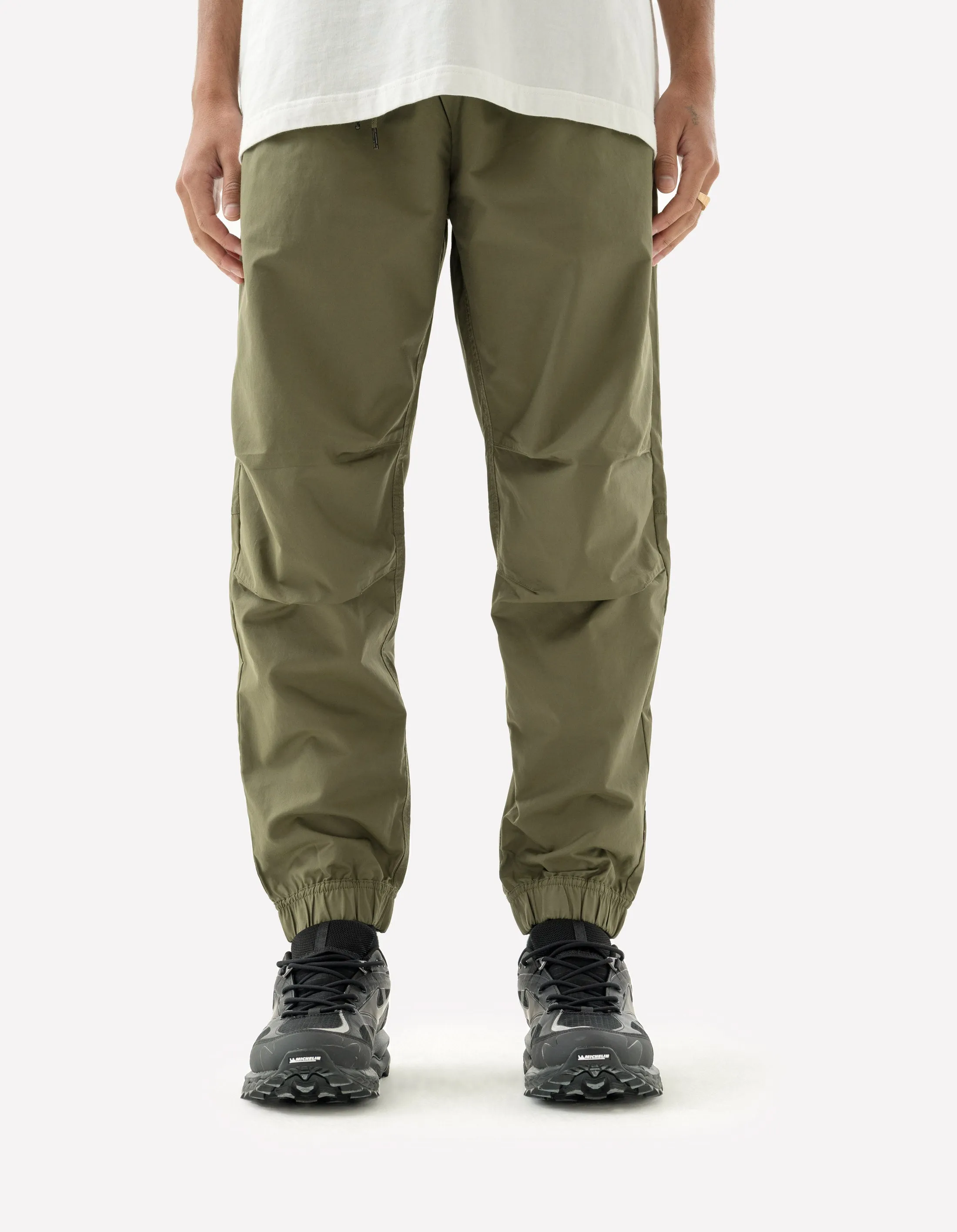 4050 Asym Track Pants Olive OG-107F