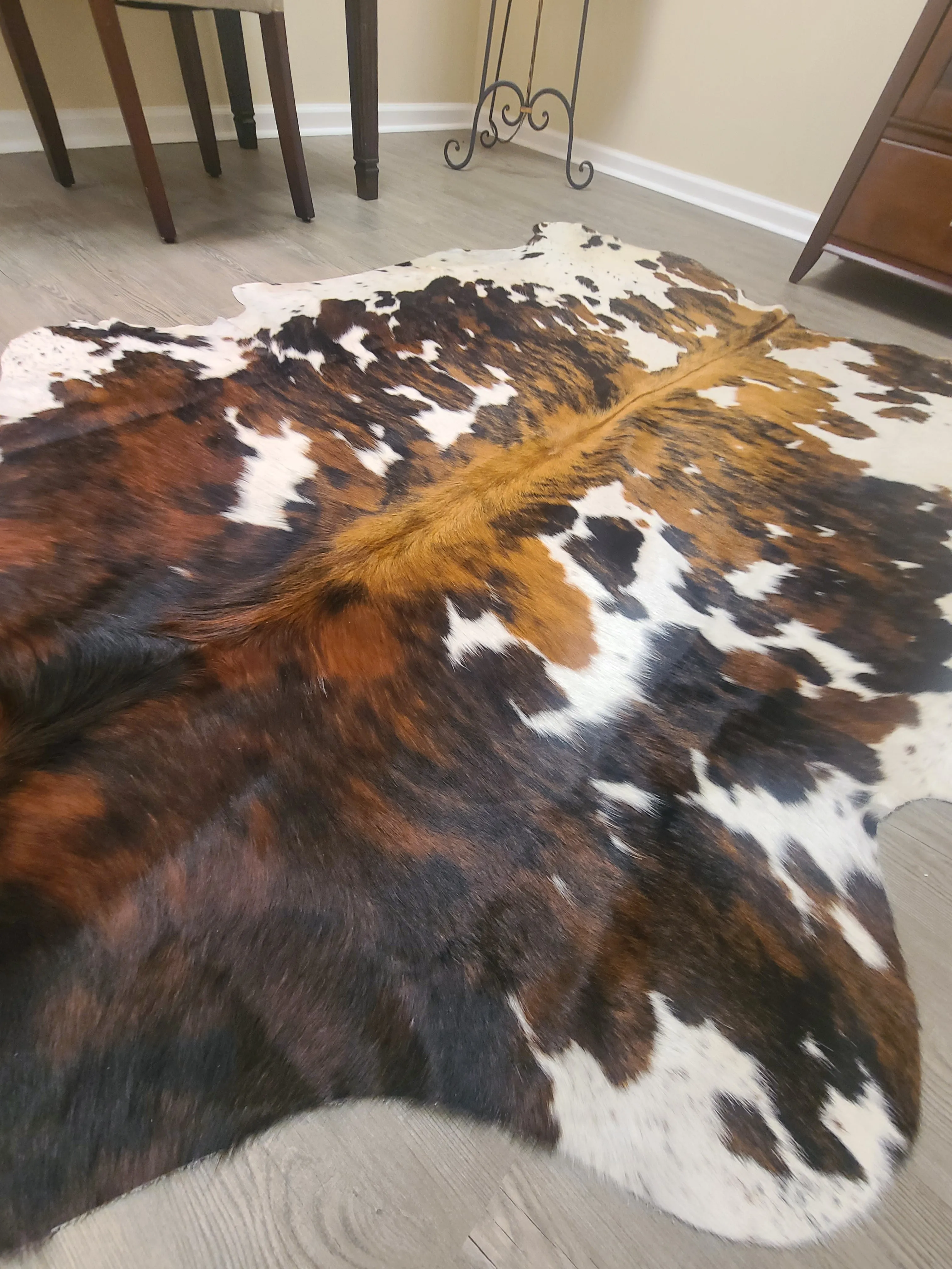 Brazilian Cowhide Rug - Tri-Color - 8 ft x 6 ft