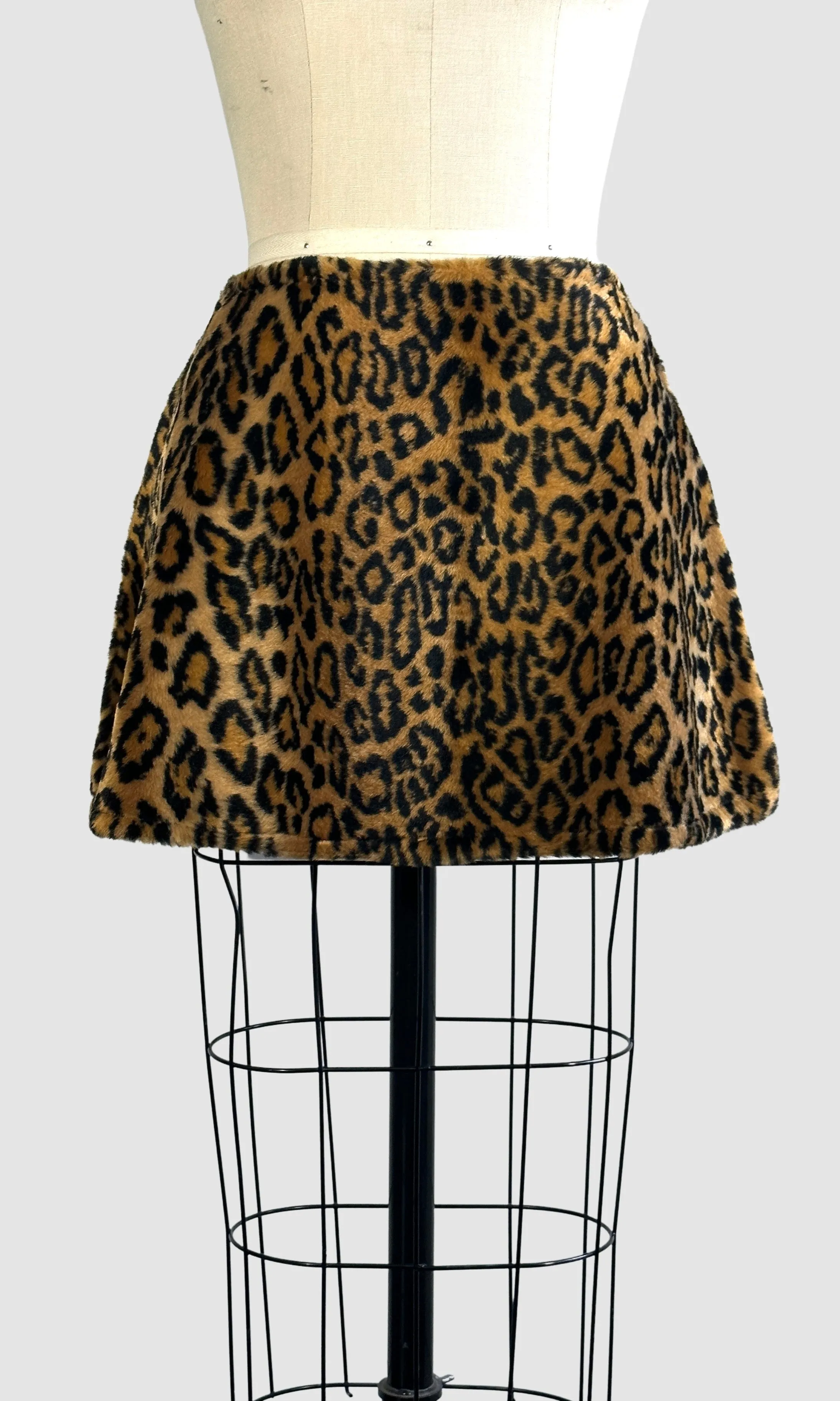 LIP SERVICE 90s Faux Fur Leopard Print Mini Skirt Small Medium