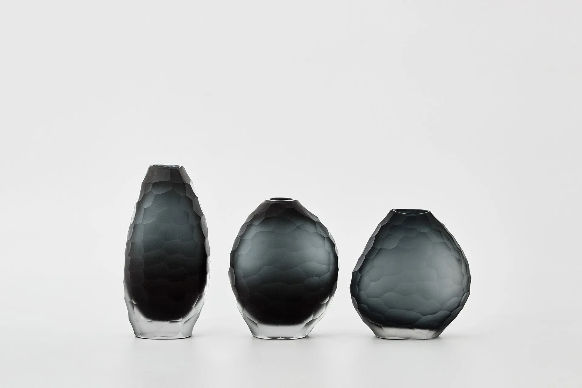 The Foundry House Calypso Dark Smoke Vase Glass