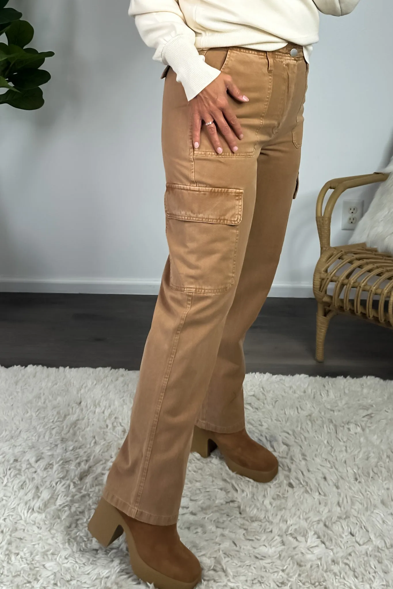 Velvet Heart Bradley Cargo Pant: Tree Bark